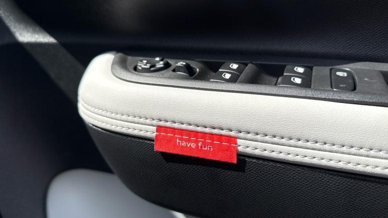 Citroen C3 83kW Max 44kWh 5dr Auto Electric Hatchback